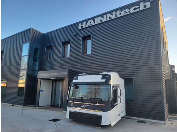 Ohjaamo ja sisustus VOLVO FH