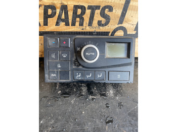 Ohjaamo ja sisustus RENAULT