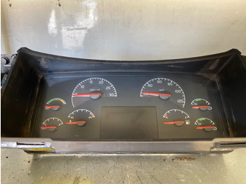 Ohjaamo ja sisustus VOLVO