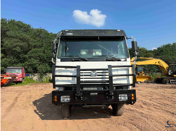 Kippiauto kuorma-auto SINOTRUK HOWO