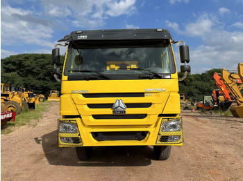 Kippiauto kuorma-auto SINOTRUK HOWO