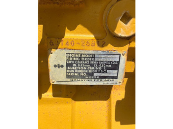 Moottori Komatsu SAA6D140E-2 Komatsu engine HD325: kuva Moottori Komatsu SAA6D140E-2 Komatsu engine HD325