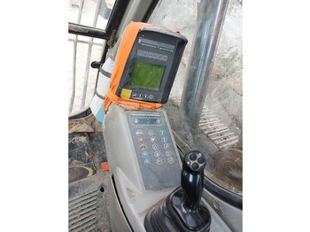 Sähköjärjestelmä LIEBHERR