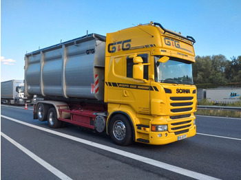 Koukkulava kuorma-auto SCANIA R 730