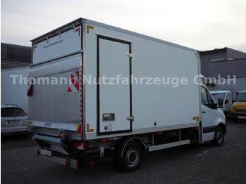 Kylmäauto Mercedes-Benz Sprinter 317 CDI Kühlkoffer Xarios 300 LBW: kuva Kylmäauto Mercedes-Benz Sprinter 317 CDI Kühlkoffer Xarios 300 LBW Kylmäauto Mercedes-Benz Sprinter 317 CDI Kühlkoffer Xarios 300 LBW: kuva Kylmäauto Mercedes-Benz Sprinter 317 CDI Kühlkoffer Xarios 300 LBW