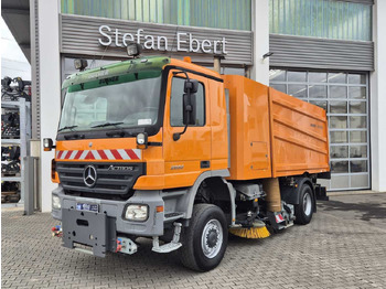Lakaisuauto BUCHER
