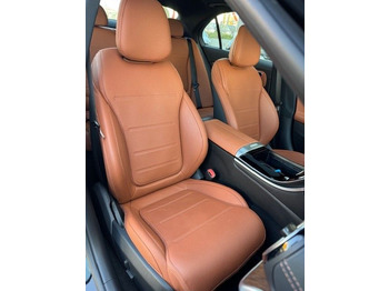 Henkilöauto MERCEDES-BENZ