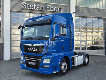 Vetopöytäauto MAN TGX 18.470