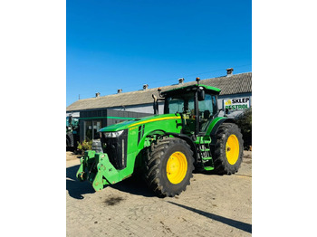 Traktori JOHN DEERE 8R Series