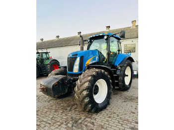 Traktori NEW HOLLAND T8040
