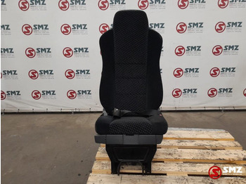 Ohjaamo ja sisustus MERCEDES-BENZ