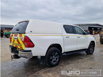 Avolava-auto 2021 Toyota Hilux Icon: kuva Avolava-auto 2021 Toyota Hilux Icon