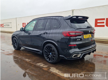 Maasturi/ Katumaasturi 2022 BMW X5 45E M-Sport: kuva Maasturi/ Katumaasturi 2022 BMW X5 45E M-Sport