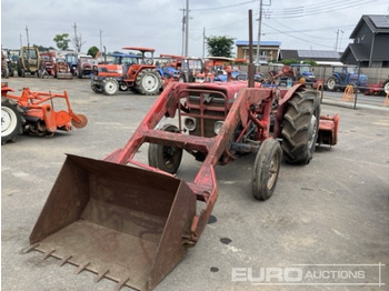 Traktori MASSEY FERGUSON 100 series