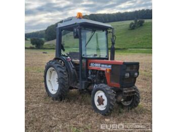 Traktori New Holland 60-86S 4WD Tractor, 2 Spool Valve: kuva Traktori New Holland 60-86S 4WD Tractor, 2 Spool Valve