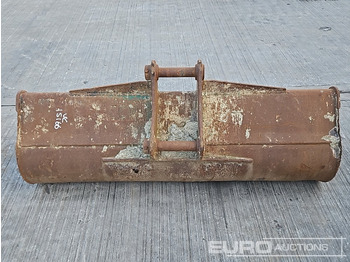 Kauha Rhinox 60" Ditching Bucket 45mm Pin to suit 4-6 Ton Excavator: kuva Kauha Rhinox 60" Ditching Bucket 45mm Pin to suit 4-6 Ton Excavator Kauha Rhinox 60" Ditching Bucket 45mm Pin to suit 4-6 Ton Excavator: kuva Kauha Rhinox 60" Ditching Bucket 45mm Pin to suit 4-6 Ton Excavator