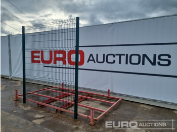 Rakennustarvikkeet Unused Galvanised & Powder Coated Heavy Duty (5mm) Wire Mesh Fencing, 25 x H2.4m x W2.2m Panels, 26 x 60mm x 60mm x3m Posts, with Fittings (Green): kuva Rakennustarvikkeet Unused Galvanised & Powder Coated Heavy Duty (5mm) Wire Mesh Fencing, 25 x H2.4m x W2.2m Panels, 26 x 60mm x 60mm x3m Posts, with Fittings (Green)