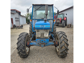 Traktori Ford 4610: kuva Traktori Ford 4610