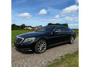 Sedan MERCEDES-BENZ