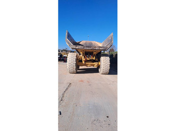 Nivelkippiauto CAT 745 C: kuva Nivelkippiauto CAT 745 C