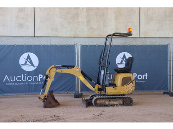 Minikuormaaja CATERPILLAR 300.9D