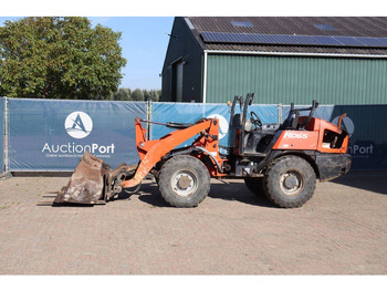 Pyöräkuormaaja KUBOTA R065