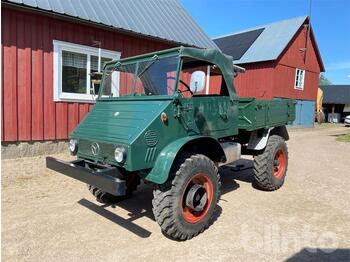 Traktori Unimog 411: kuva Traktori Unimog 411