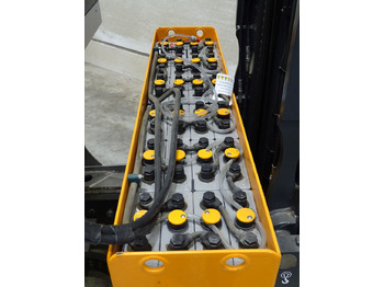 Työntömastotrukki Still FM-X14: kuva Työntömastotrukki Still FM-X14 Työntömastotrukki Still FM-X14: kuva Työntömastotrukki Still FM-X14