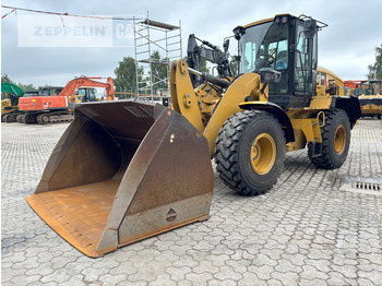 Pyöräkuormaaja CATERPILLAR 926M