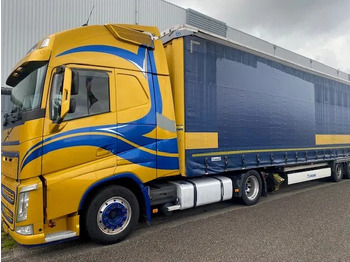 Vetopöytäauto VOLVO FH13 460