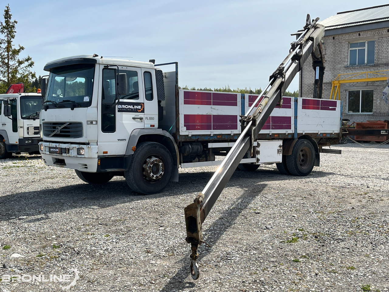 2000 Volvo FL220 4x2 + Hiab 102-4 - Lava-kuorma-auto, Nosturiauto: kuva 2000 Volvo FL220 4x2 + Hiab 102-4 - Lava-kuorma-auto, Nosturiauto 2000 Volvo FL220 4x2 + Hiab 102-4 - Lava-kuorma-auto, Nosturiauto: kuva 2000 Volvo FL220 4x2 + Hiab 102-4 - Lava-kuorma-auto, Nosturiauto