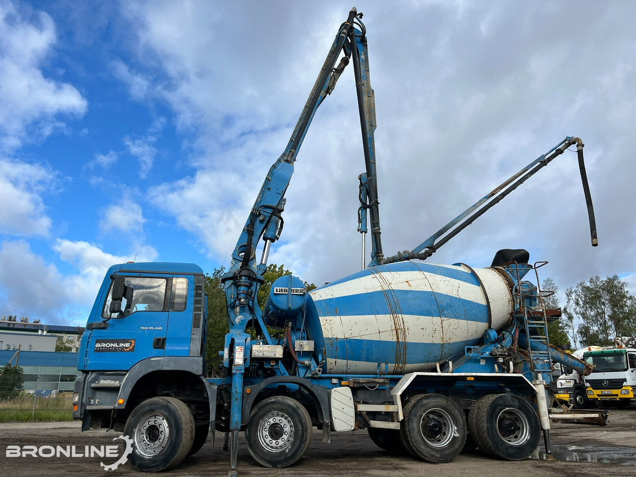 2005 MAN TGA 35.410 8X4 PUMI - Betoniauto: kuva 2005 MAN TGA 35.410 8X4 PUMI - Betoniauto 2005 MAN TGA 35.410 8X4 PUMI - Betoniauto: kuva 2005 MAN TGA 35.410 8X4 PUMI - Betoniauto