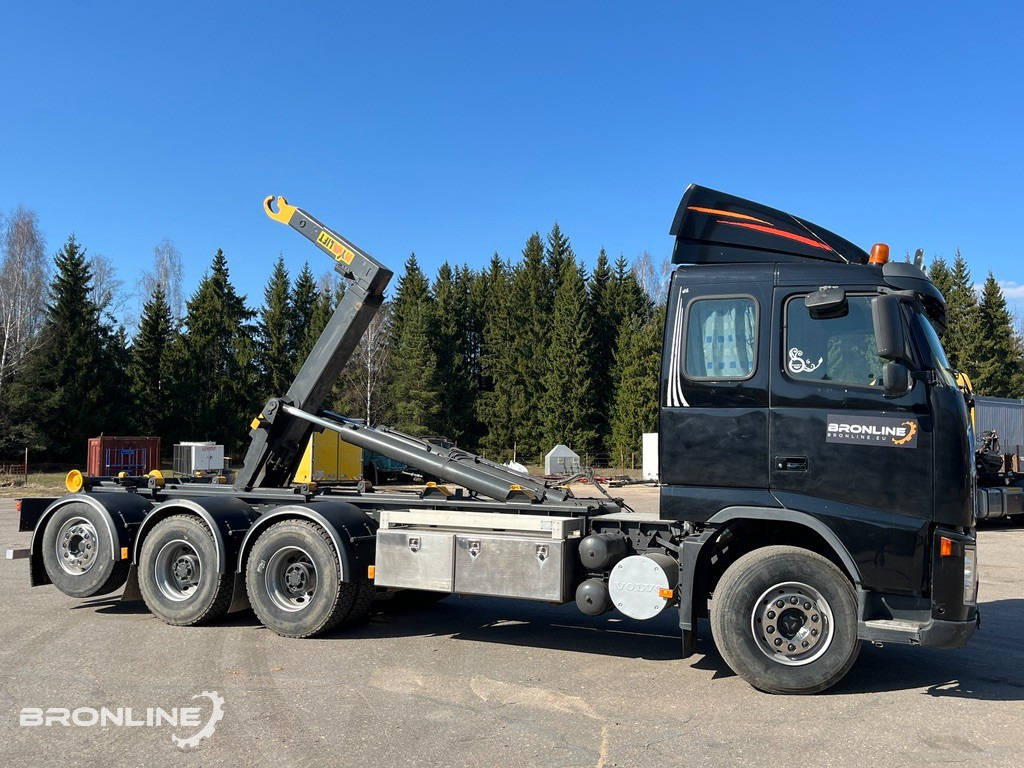 2005 Volvo FH12 8x4 + konkslift 26t - Koukkulava kuorma-auto: kuva 2005 Volvo FH12 8x4 + konkslift 26t - Koukkulava kuorma-auto 2005 Volvo FH12 8x4 + konkslift 26t - Koukkulava kuorma-auto: kuva 2005 Volvo FH12 8x4 + konkslift 26t - Koukkulava kuorma-auto