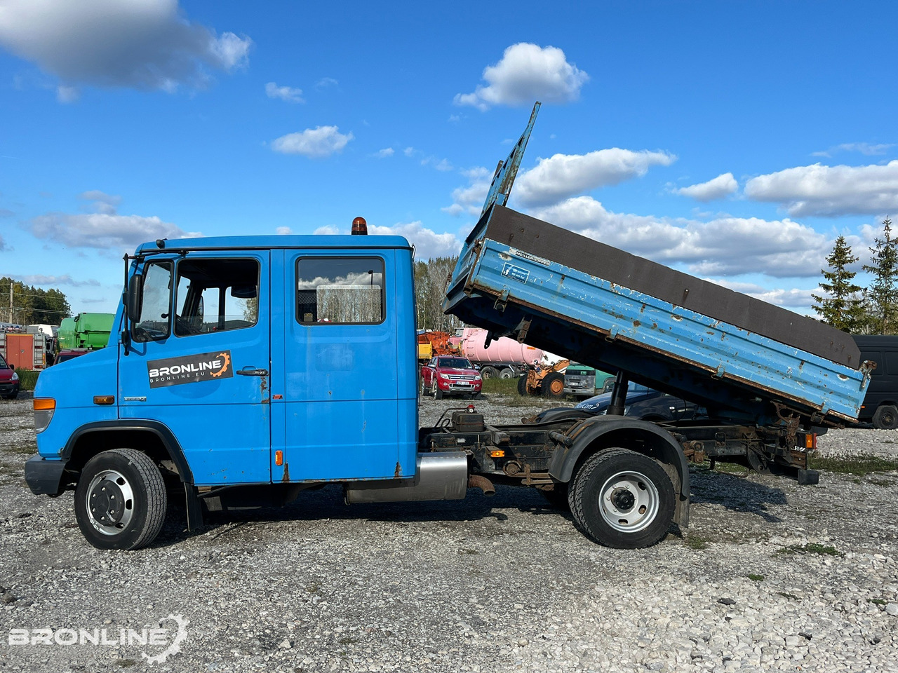 2007 Mercedes-Benz 816D Vario 4x2 Tipper - Kippiauto kuorma-auto: kuva 2007 Mercedes-Benz 816D Vario 4x2 Tipper - Kippiauto kuorma-auto 2007 Mercedes-Benz 816D Vario 4x2 Tipper - Kippiauto kuorma-auto: kuva 2007 Mercedes-Benz 816D Vario 4x2 Tipper - Kippiauto kuorma-auto