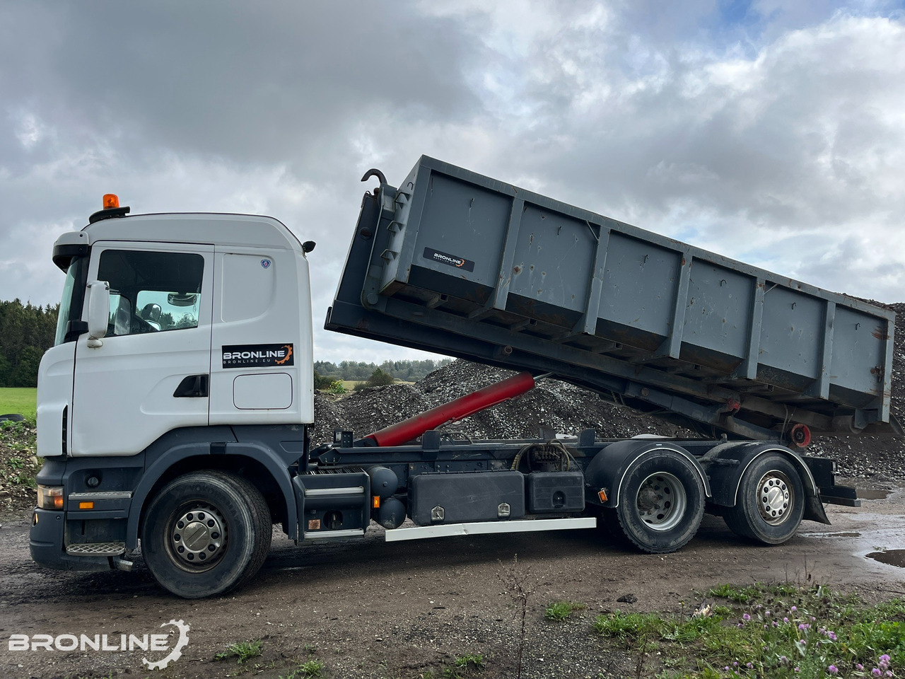 Koukkulava kuorma-auto 2007 Scania R420 6x2 Hooklift: kuva Koukkulava kuorma-auto 2007 Scania R420 6x2 Hooklift