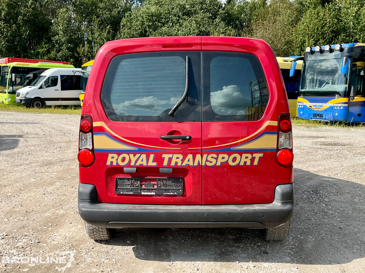 2015 Citroen Berlingo HDI 115 L1 N1 - Henkilöauto: kuva  2015 Citroen Berlingo HDI 115 L1 N1 - Henkilöauto 2015 Citroen Berlingo HDI 115 L1 N1 - Henkilöauto: kuva  2015 Citroen Berlingo HDI 115 L1 N1 - Henkilöauto