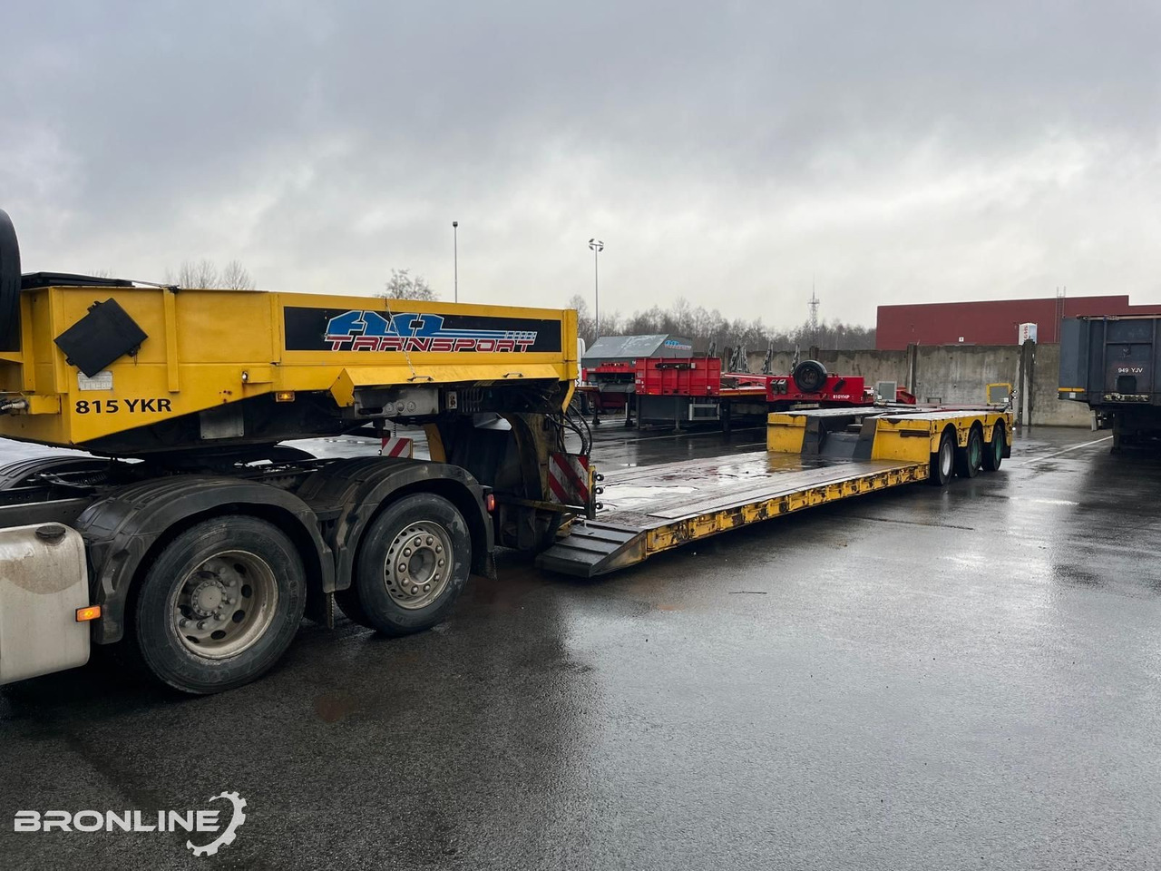 Faymonville STBZ-3VA Low-Bed 3-axle Trailer - Kuljetin puoliperävaunu: kuva Faymonville STBZ-3VA Low-Bed 3-axle Trailer - Kuljetin puoliperävaunu Faymonville STBZ-3VA Low-Bed 3-axle Trailer - Kuljetin puoliperävaunu: kuva Faymonville STBZ-3VA Low-Bed 3-axle Trailer - Kuljetin puoliperävaunu