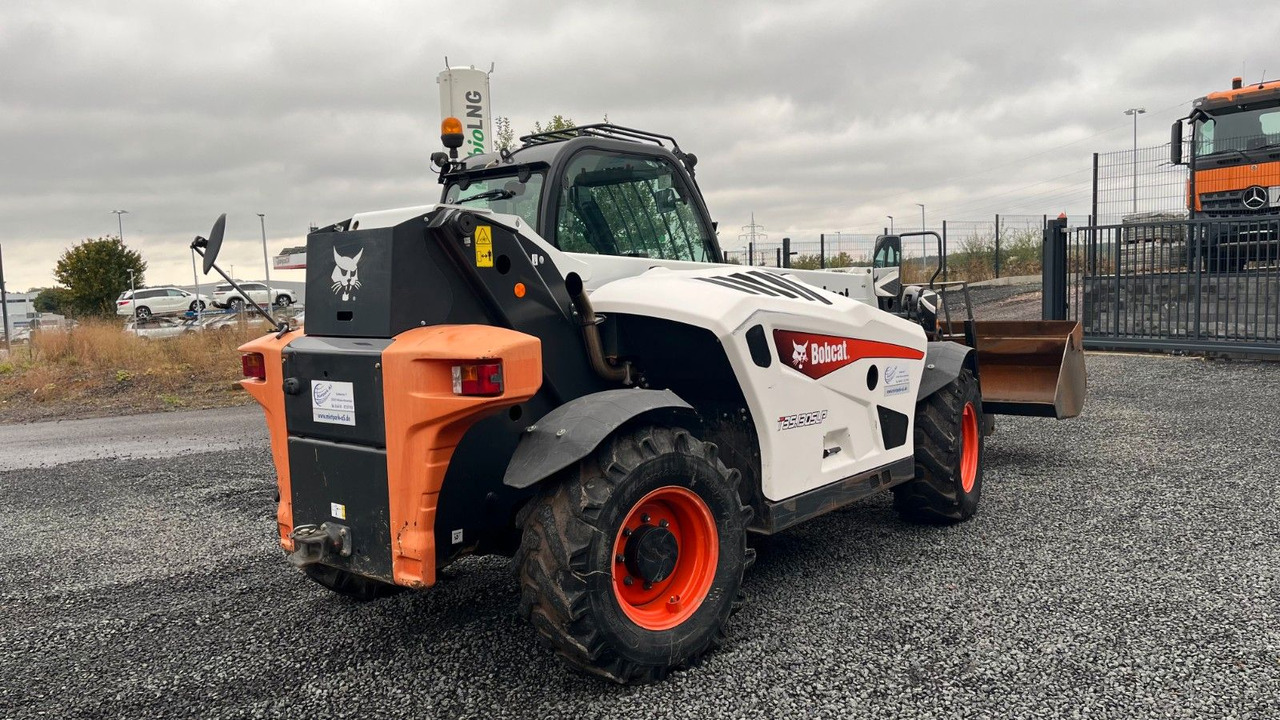 Bobcat T35.105LB Teleskoplader 7600 Kg Gabel Schaufel - Pyöräkuormaaja: kuva Bobcat T35.105LB Teleskoplader 7600 Kg Gabel Schaufel - Pyöräkuormaaja Bobcat T35.105LB Teleskoplader 7600 Kg Gabel Schaufel - Pyöräkuormaaja: kuva Bobcat T35.105LB Teleskoplader 7600 Kg Gabel Schaufel - Pyöräkuormaaja