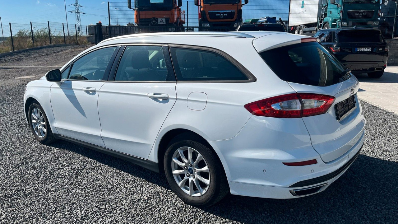 Ford Mondeo Turnier Business Edition - Farmari: kuva Ford Mondeo Turnier Business Edition - Farmari Ford Mondeo Turnier Business Edition - Farmari: kuva Ford Mondeo Turnier Business Edition - Farmari