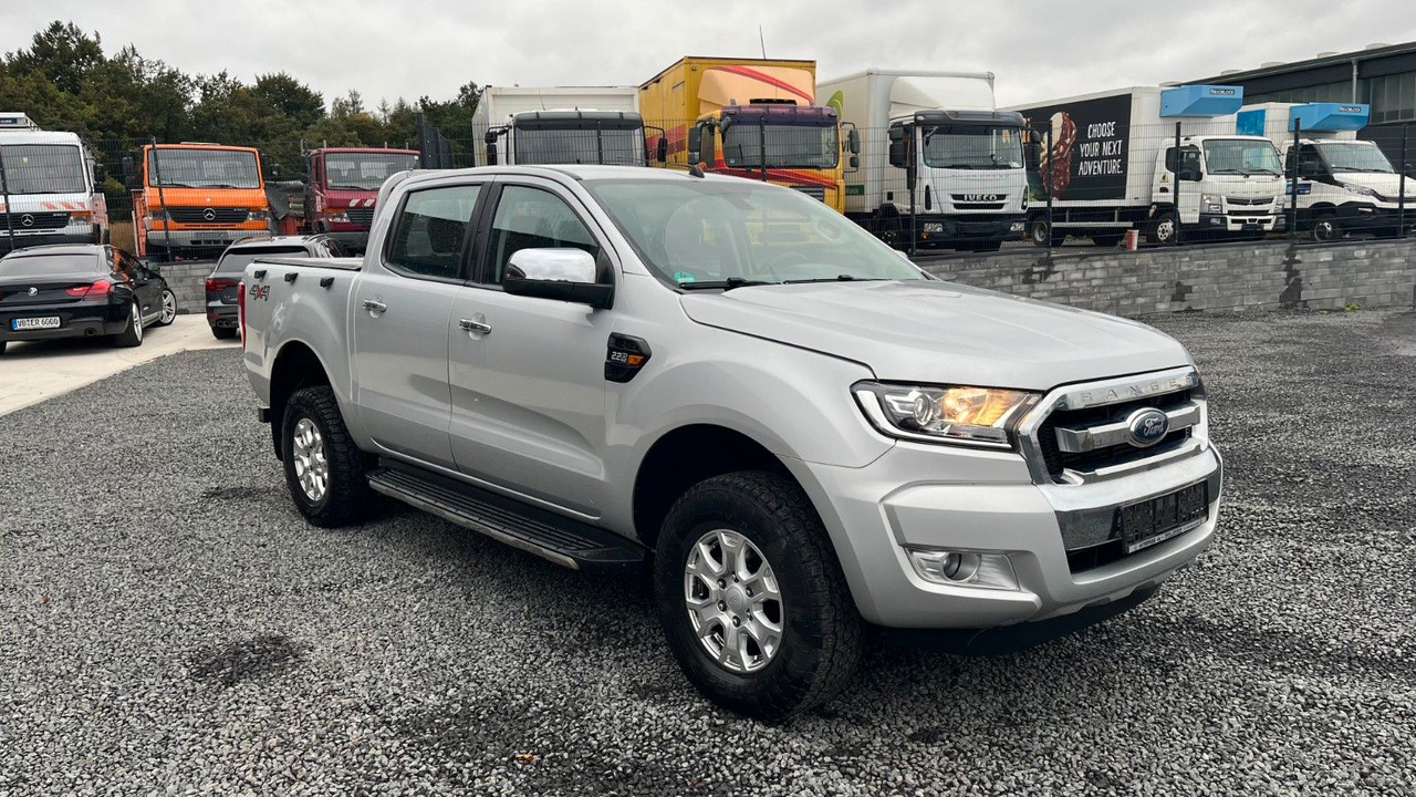 Ford Ranger XLT Doppelkabine 4x4 - Maasturi/ Katumaasturi: kuva Ford Ranger XLT Doppelkabine 4x4 - Maasturi/ Katumaasturi Ford Ranger XLT Doppelkabine 4x4 - Maasturi/ Katumaasturi: kuva Ford Ranger XLT Doppelkabine 4x4 - Maasturi/ Katumaasturi