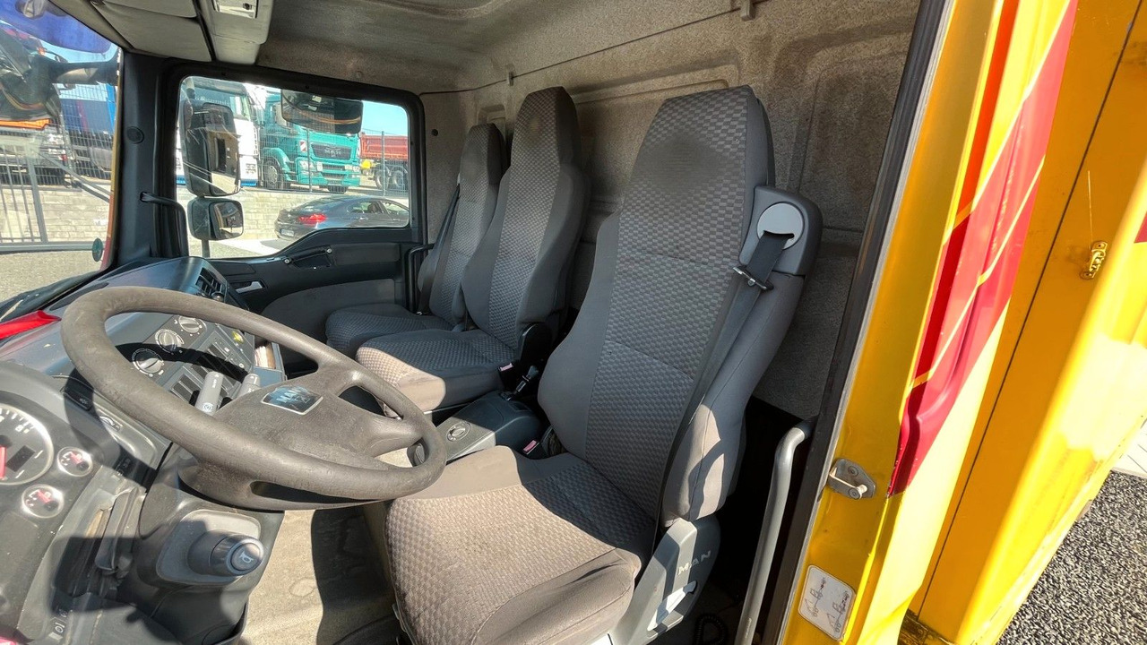 Leasing MAN TGL 10.180 Euro 4  Pferdetransporter Horse MAN TGL 10.180 Euro 4  Pferdetransporter Horse MAN TGL 10.180 Euro 4  Pferdetransporter Horse MAN TGL 10.180 Euro 4  Pferdetransporter Horse: kuva Leasing MAN TGL 10.180 Euro 4  Pferdetransporter Horse MAN TGL 10.180 Euro 4  Pferdetransporter Horse MAN TGL 10.180 Euro 4  Pferdetransporter Horse MAN TGL 10.180 Euro 4  Pferdetransporter Horse