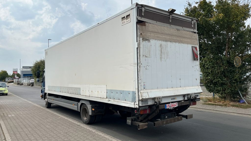 Mercedes-Benz Atego 1018 Koffer LBW Klima - Umpikori kuorma-auto: kuva Mercedes-Benz Atego 1018 Koffer LBW Klima - Umpikori kuorma-auto Mercedes-Benz Atego 1018 Koffer LBW Klima - Umpikori kuorma-auto: kuva Mercedes-Benz Atego 1018 Koffer LBW Klima - Umpikori kuorma-auto