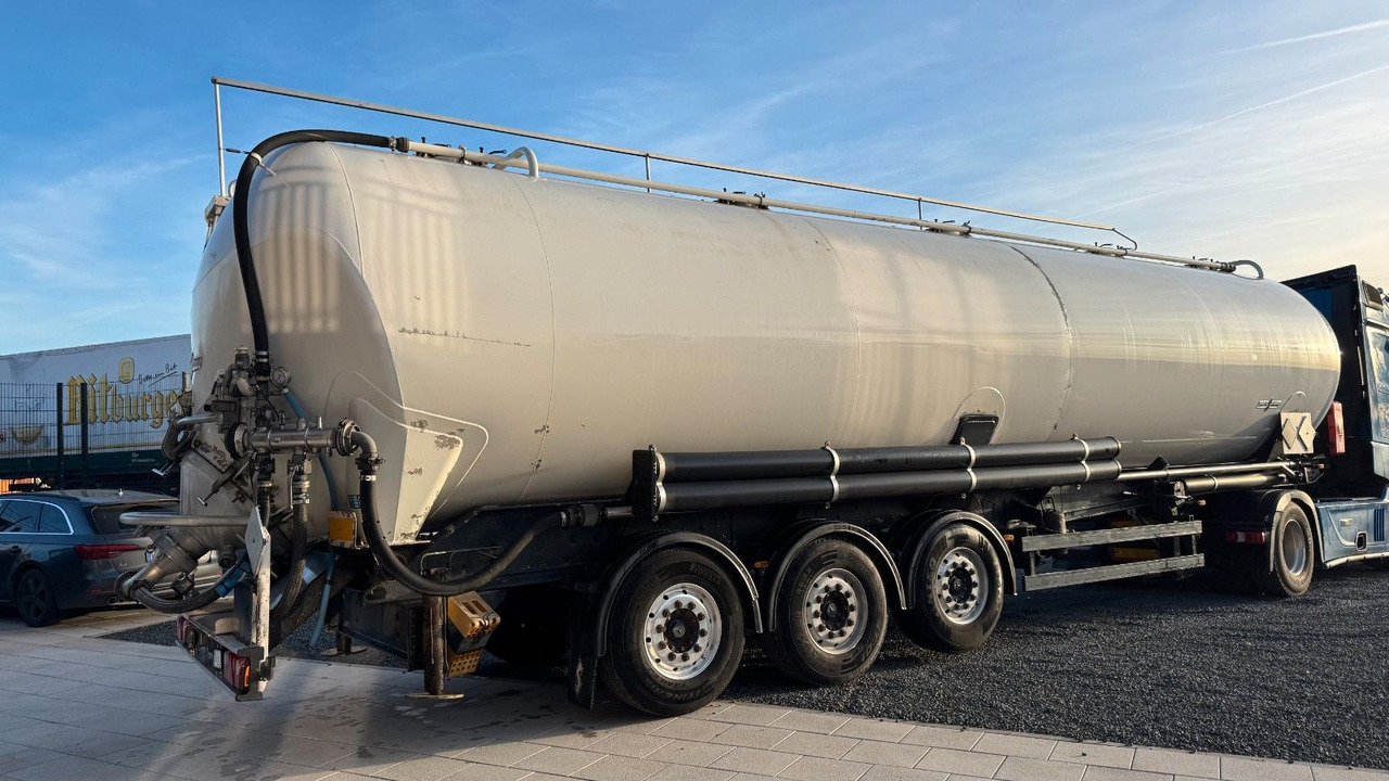 Spitzer SK 2760 CAL GGVS 60m³ Kippsilo - Bulk-säiliöperävaunu: kuva Spitzer SK 2760 CAL GGVS 60m³ Kippsilo - Bulk-säiliöperävaunu Spitzer SK 2760 CAL GGVS 60m³ Kippsilo - Bulk-säiliöperävaunu: kuva Spitzer SK 2760 CAL GGVS 60m³ Kippsilo - Bulk-säiliöperävaunu