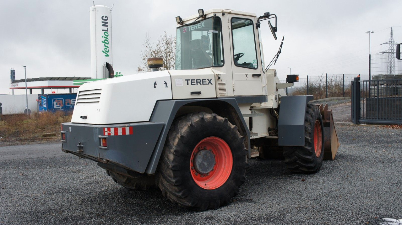 Terex SKL 200 Radlader Allrad 12500 Kg - Pyöräkuormaaja: kuva Terex SKL 200 Radlader Allrad 12500 Kg - Pyöräkuormaaja Terex SKL 200 Radlader Allrad 12500 Kg - Pyöräkuormaaja: kuva Terex SKL 200 Radlader Allrad 12500 Kg - Pyöräkuormaaja