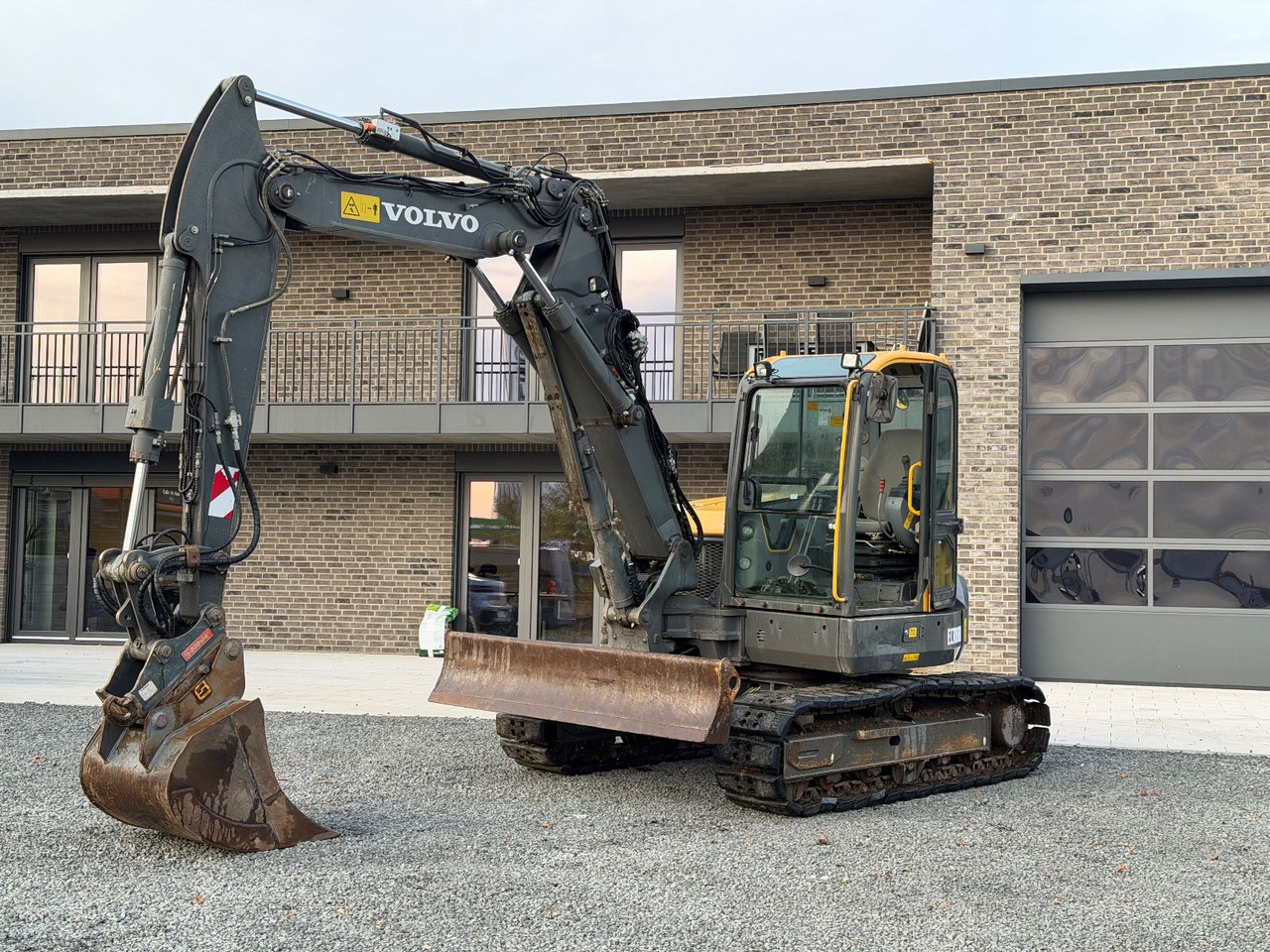 Volvo ECR 88 D Verstellauslger OQ Oilquick - Minikuormaaja: kuva Volvo ECR 88 D Verstellauslger OQ Oilquick - Minikuormaaja Volvo ECR 88 D Verstellauslger OQ Oilquick - Minikuormaaja: kuva Volvo ECR 88 D Verstellauslger OQ Oilquick - Minikuormaaja