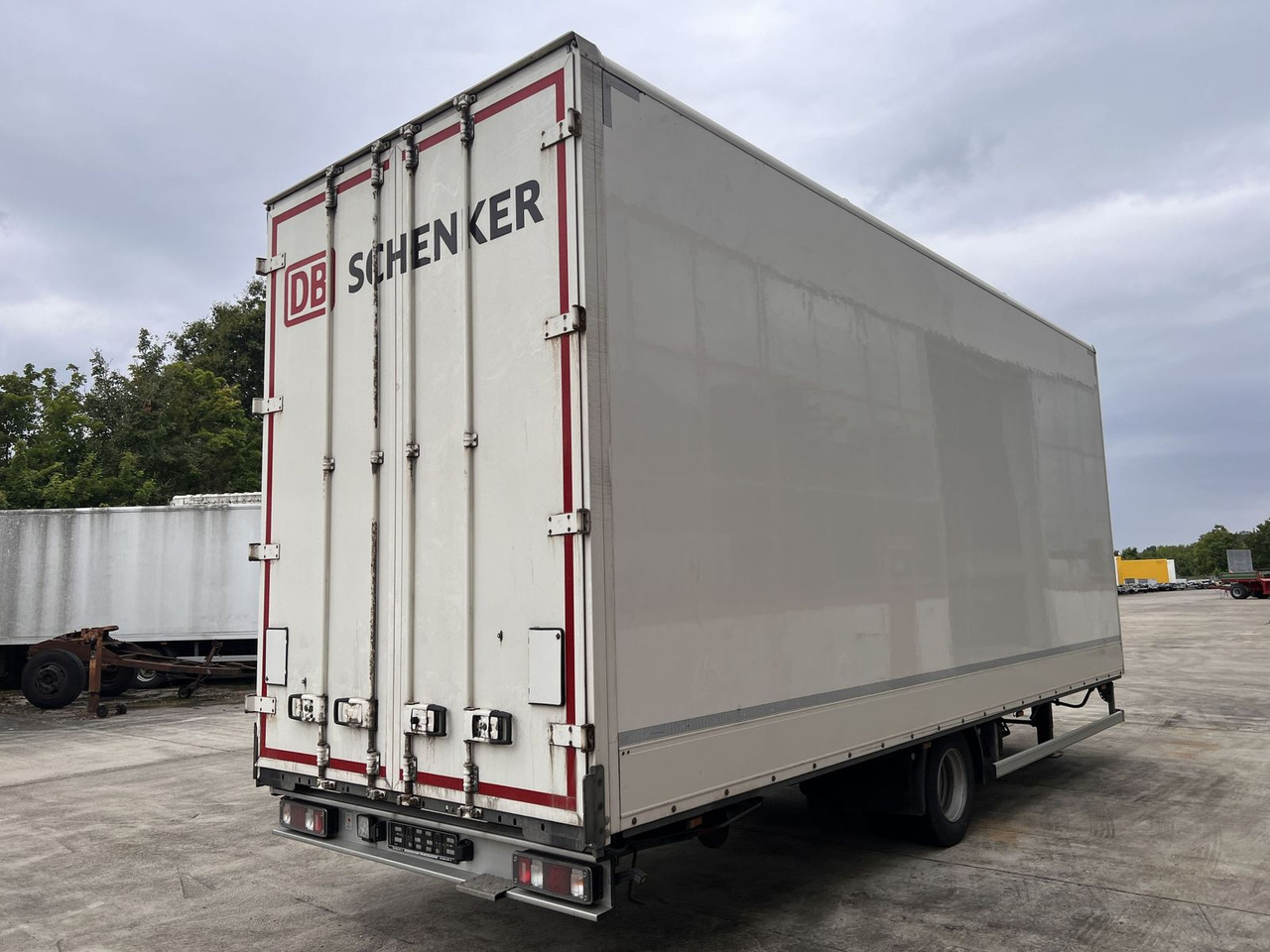1 Achs Jumbo- Planenanhänger 10,5 t GG - Pressukapelli kuorma-auto: kuva 1 Achs Jumbo- Planenanhänger 10,5 t GG - Pressukapelli kuorma-auto 1 Achs Jumbo- Planenanhänger 10,5 t GG - Pressukapelli kuorma-auto: kuva 1 Achs Jumbo- Planenanhänger 10,5 t GG - Pressukapelli kuorma-auto