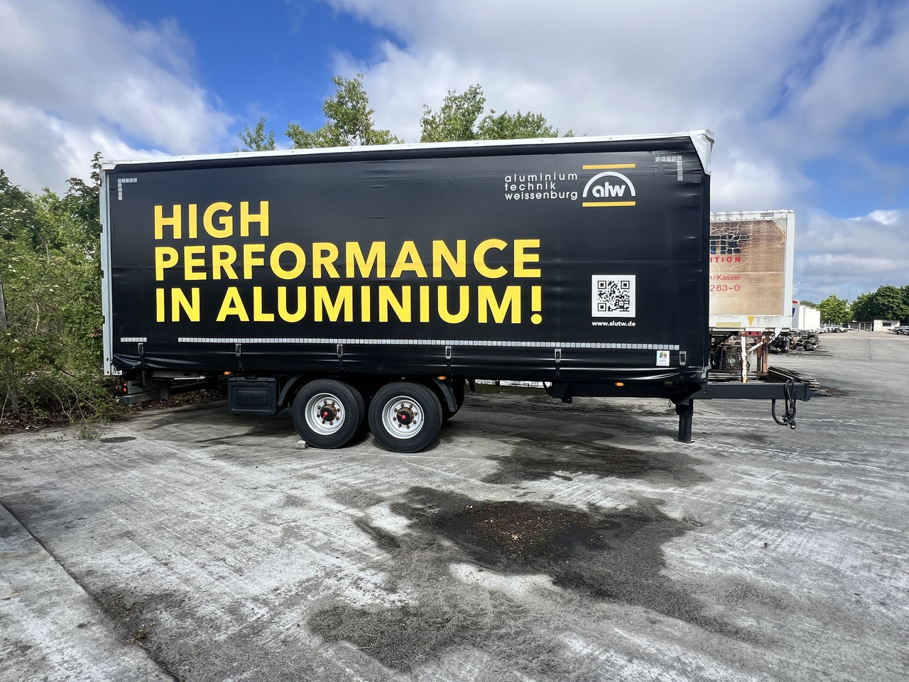 Fliegl TPS135 13,5 t Tandemplanenanhänger, neuwertig - Pressukapelliperävaunu: kuva Fliegl TPS135 13,5 t Tandemplanenanhänger, neuwertig - Pressukapelliperävaunu Fliegl TPS135 13,5 t Tandemplanenanhänger, neuwertig - Pressukapelliperävaunu: kuva Fliegl TPS135 13,5 t Tandemplanenanhänger, neuwertig - Pressukapelliperävaunu