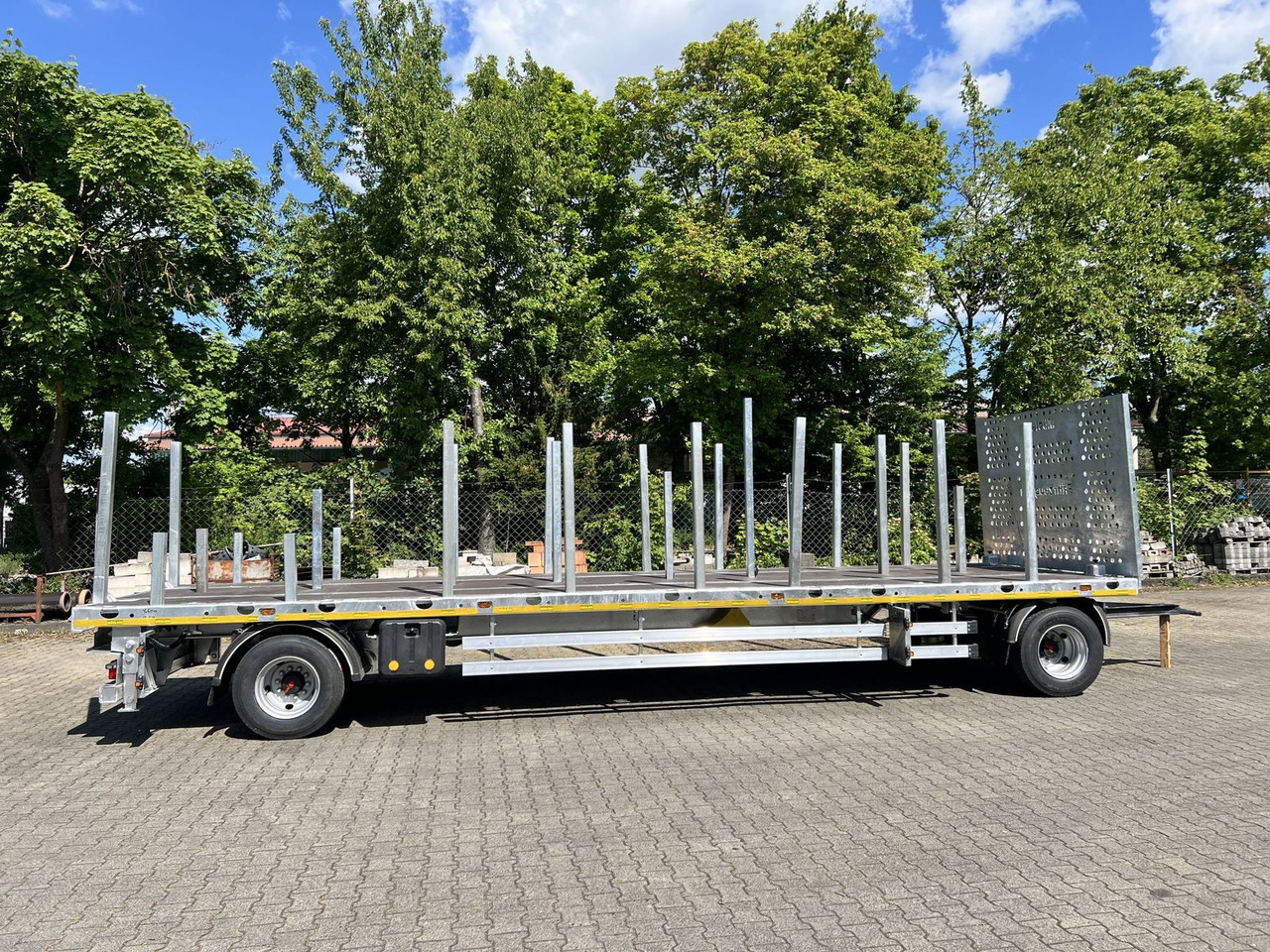 Möslein 2 Achs Jumbo- Plato- Anhänger - Lavaperävaunu: kuva Möslein 2 Achs Jumbo- Plato- Anhänger - Lavaperävaunu Möslein 2 Achs Jumbo- Plato- Anhänger - Lavaperävaunu: kuva Möslein 2 Achs Jumbo- Plato- Anhänger - Lavaperävaunu