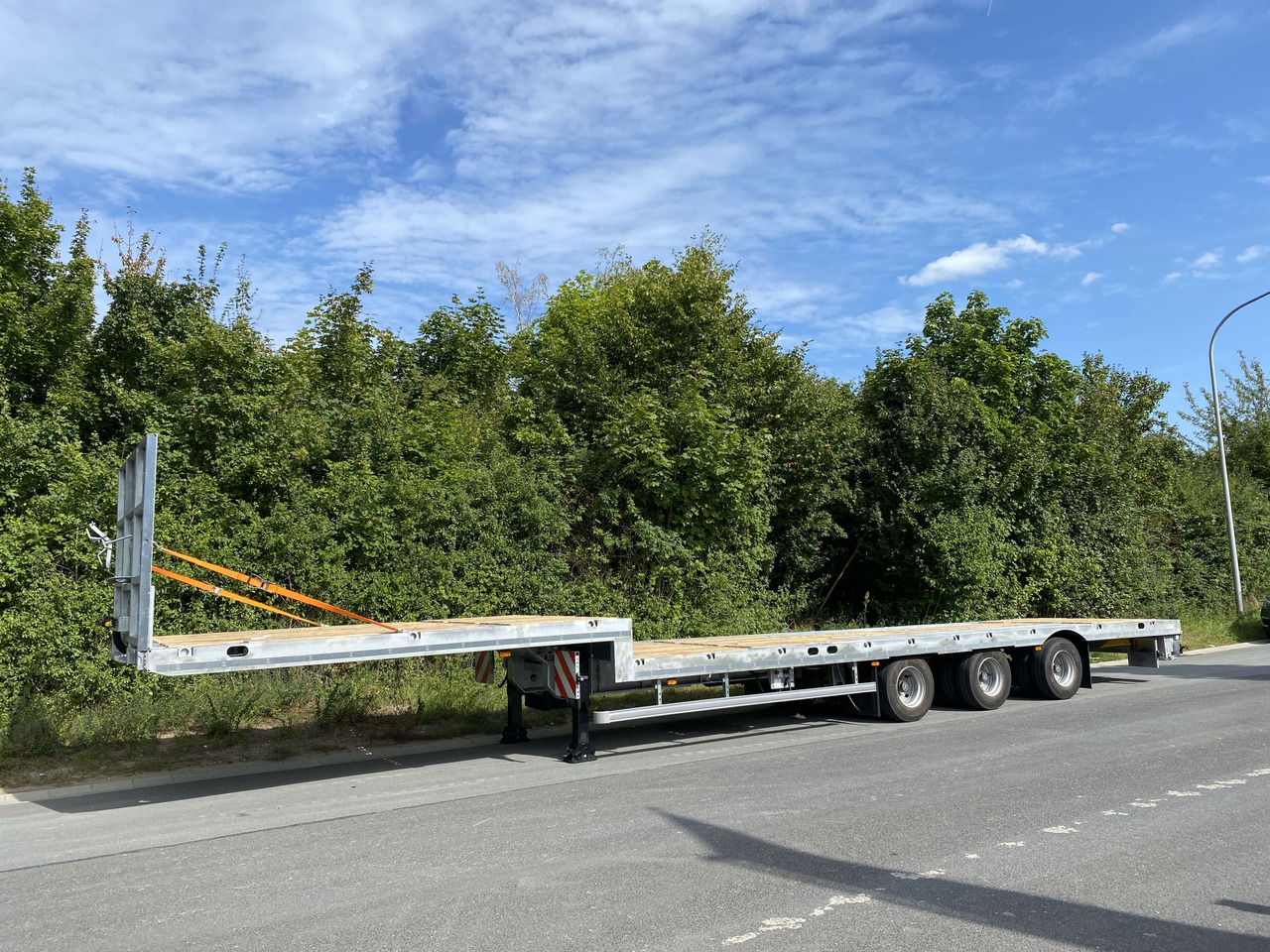Möslein ST 3-Plato 9,4 3 Achs Satteltieflader Plato 45 t GGfür Fertigteile, Baumaschinen oder Container - Lavapuoliperävaunu: kuva Möslein ST 3-Plato 9,4 3 Achs Satteltieflader Plato 45 t GGfür Fertigteile, Baumaschinen oder Container - Lavapuoliperävaunu Möslein ST 3-Plato 9,4 3 Achs Satteltieflader Plato 45 t GGfür Fertigteile, Baumaschinen oder Container - Lavapuoliperävaunu: kuva Möslein ST 3-Plato 9,4 3 Achs Satteltieflader Plato 45 t GGfür Fertigteile, Baumaschinen oder Container - Lavapuoliperävaunu