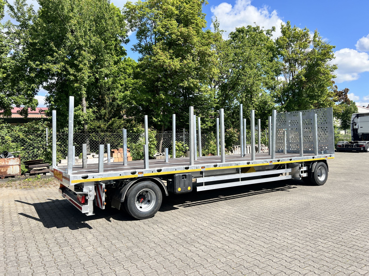 Möslein T 2 Plato 8,6m 2 Achs Jumbo- Plato- Anhänger - Lavaperävaunu: kuva Möslein T 2 Plato 8,6m 2 Achs Jumbo- Plato- Anhänger - Lavaperävaunu Möslein T 2 Plato 8,6m 2 Achs Jumbo- Plato- Anhänger - Lavaperävaunu: kuva Möslein T 2 Plato 8,6m 2 Achs Jumbo- Plato- Anhänger - Lavaperävaunu